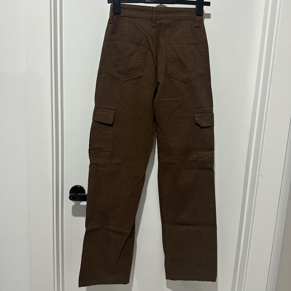 STRADIVARIUS BROWN CARGO PANTS - Picture 7 of 8